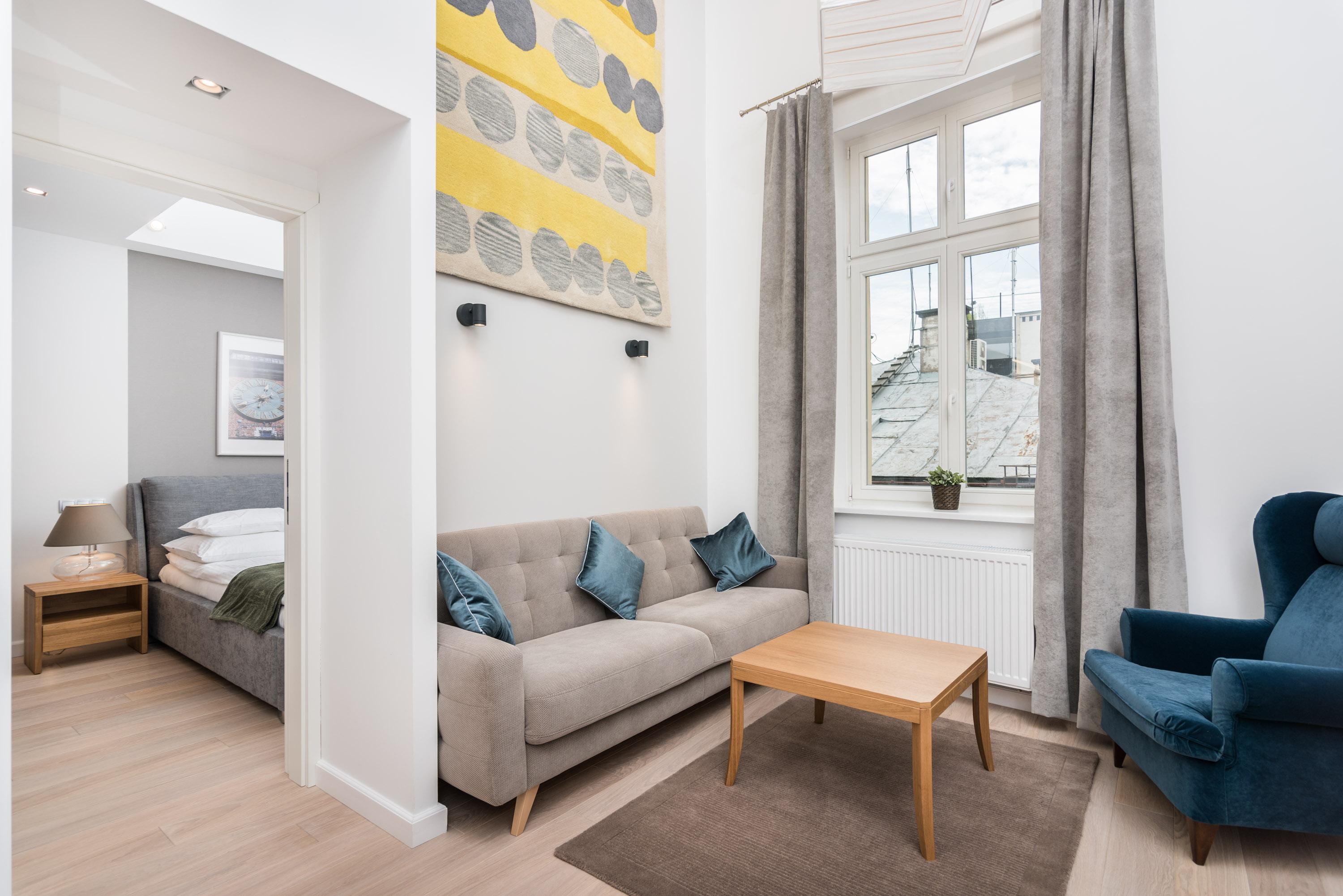 Venetian House Market Square Aparthotel 4*