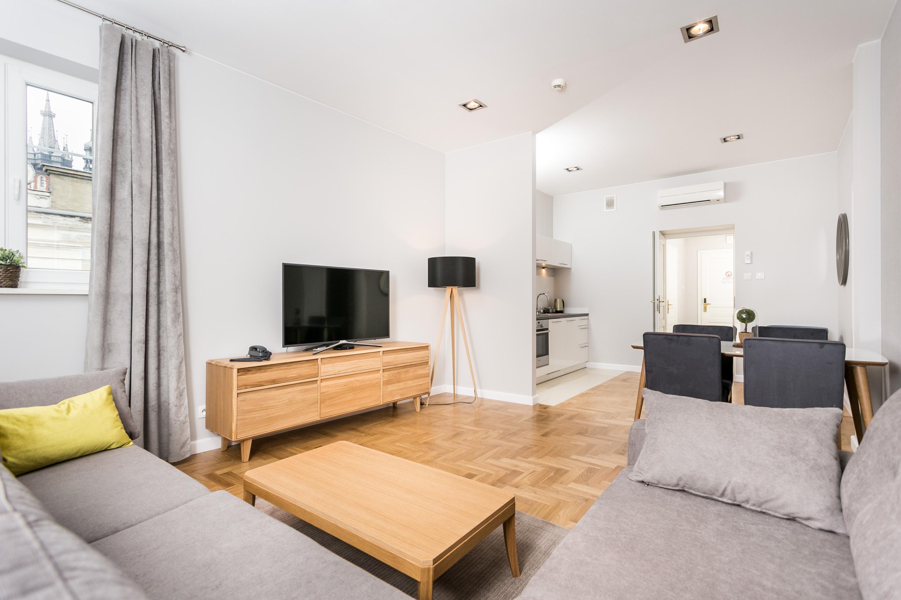 Venetian House Market Square 4*